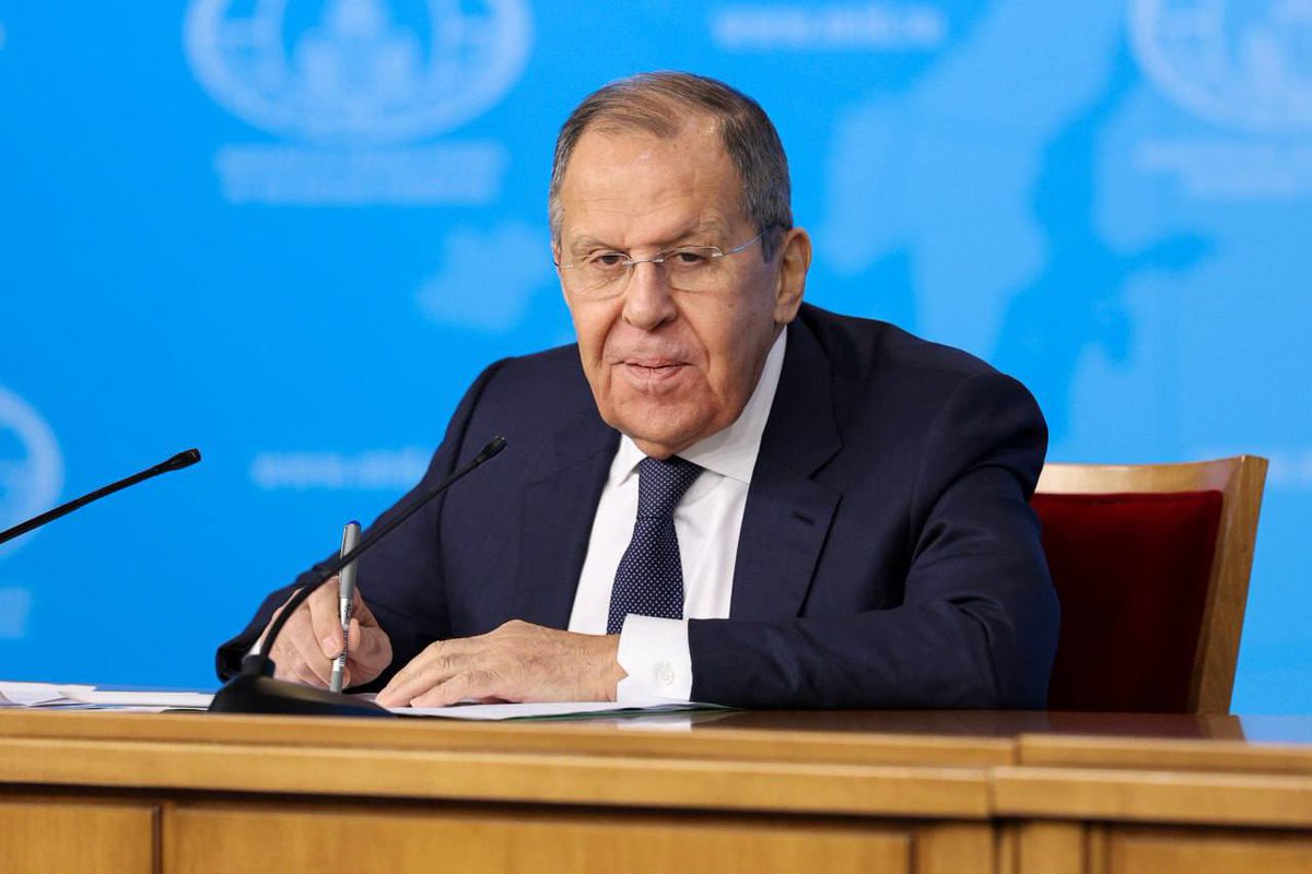EmbRusBoliviaRu's tweet photo. 🎙  Puntos clave del discurso del Ministro de Asuntos Exteriores de Rusia, Serguéi Lavrov, durante la rueda de prensa anual dedicada a los resultados de la política exterior rusa en 2024 (Moscú, 14 de enero de 2025)…

📎 https://t.co/MQVE2n23Pl https://t.co/Cv4g1GgJDn