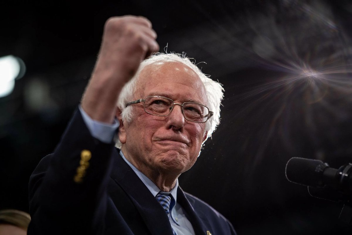 Bernie Sanders Approval Rating

🟢 Approve 69% (+42)
🔴 Disapprove 27%

✨ Highest approval rating in Senate 

Morning Consult