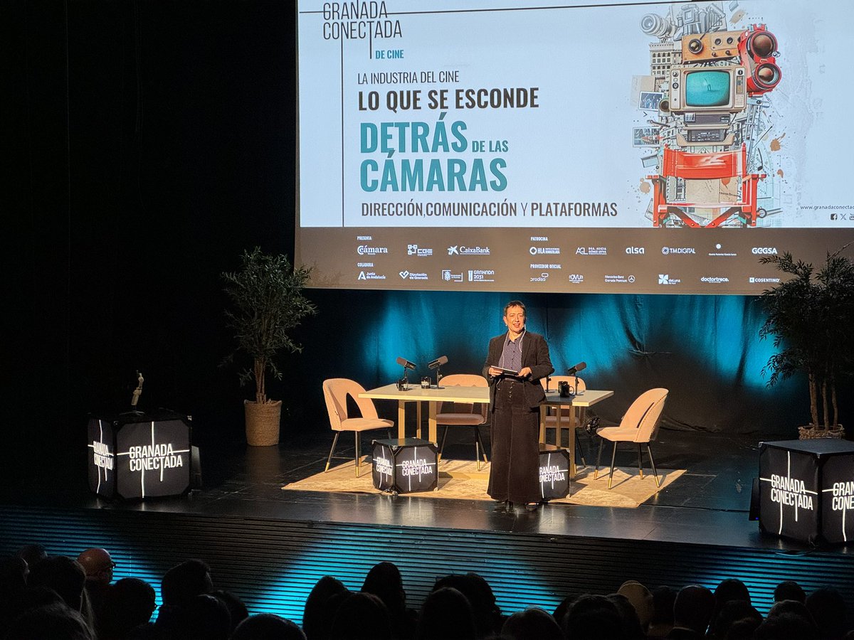 Comenzamos 🙌🏼 ¡#GranadaConectada vuelve con su último foro de #cine! 🎬

Esta tarde, conectamos #dirección, #comunicación y #plataformas con una moderadora de lujo: la periodista, María Guerra 👏

Síguelo en directo en granadaconectada.es 📲