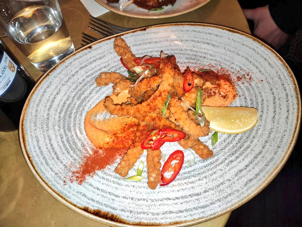 NEWS! We had a lovely meal in <a href="/walrus_brighton/">The Walrus</a> their #glutenfree options were great, so much to choose from! The restaurant upstairs was really nice, great service and they take #coeliacdisease seriously! They always have #glutenfreebeer available on tap too🍺