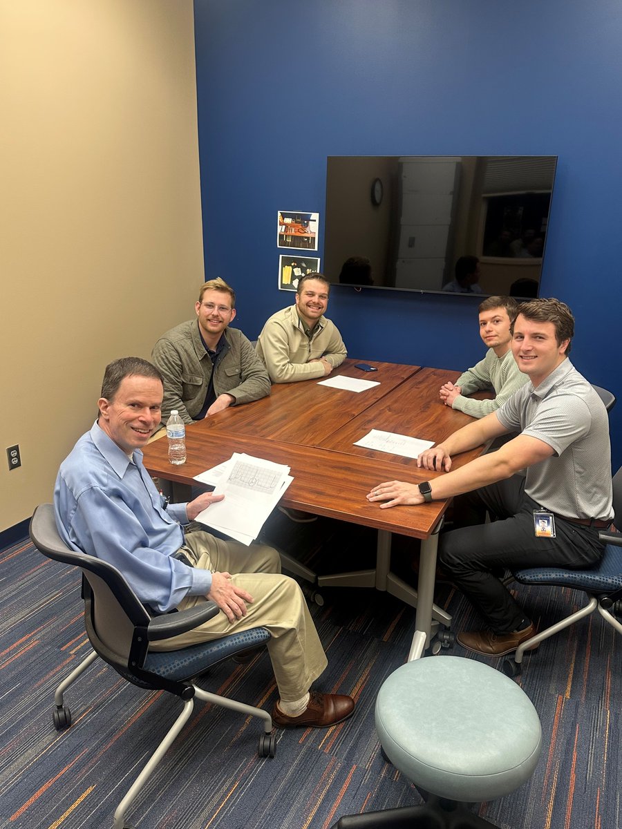 VCOMAuburn's tweet photo. ๐จ First-ever Sim Wars at VCOM-Auburn! ๐ฉบ
Our Sim Center hosted its inaugural competition, where 3 teams of students tackled simulated patient assessments under pressure. One team came out on top, earning the most points & taking the win! ๐
#SimWars #VCOMAuburn https://t.co/vkMl8uQJ2N