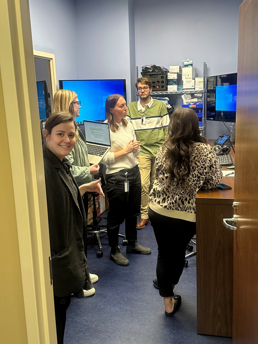 VCOMAuburn's tweet photo. ๐จ First-ever Sim Wars at VCOM-Auburn! ๐ฉบ
Our Sim Center hosted its inaugural competition, where 3 teams of students tackled simulated patient assessments under pressure. One team came out on top, earning the most points & taking the win! ๐
#SimWars #VCOMAuburn https://t.co/vkMl8uQJ2N