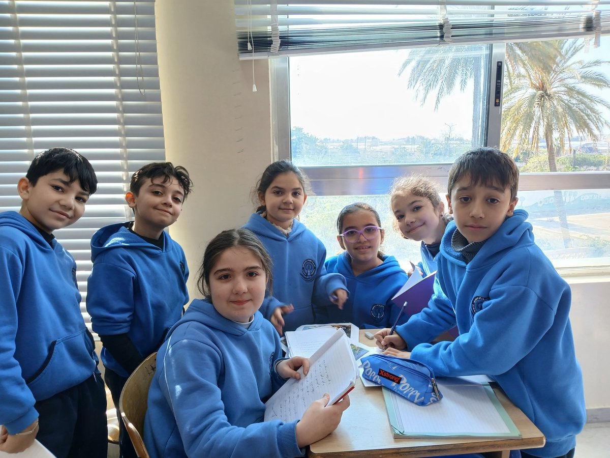 <a href="/MakAishaSchool/">MakAishaSchool</a> 
<a href="/MahfouzSahar/">Sahar Mahfouz</a> 
أعدّوا المهمّة الأدائيّة بوسائل وأساليب مختلفة، مظهرين فهمهم لما اكتسبوه في محور "من القرية إلى المدينة".
#متعلّمو_الصّف_الرّابع