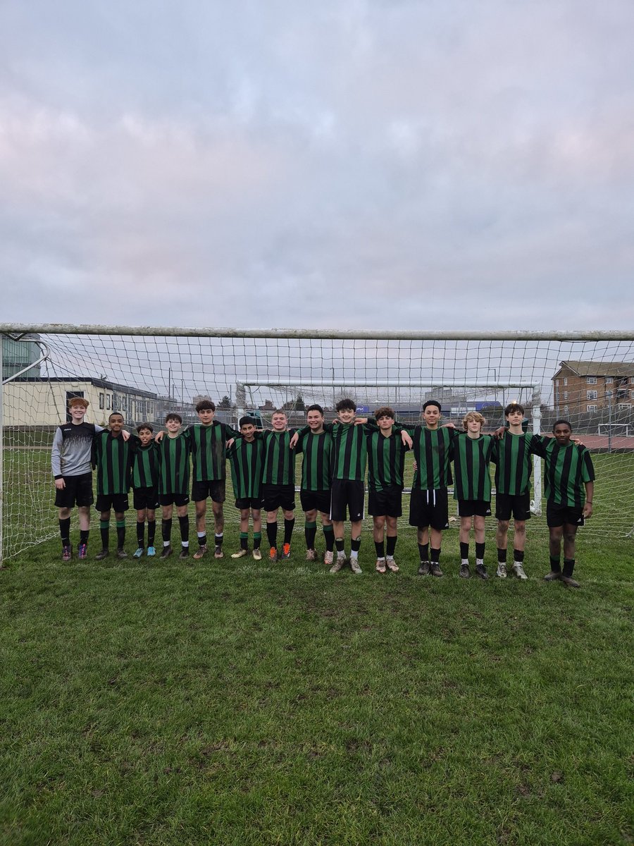 CoombeBoysPE's tweet photo. Y9A ⚽️  Won 5-1 against Coombe Wood in the National Cup and are through to the last 16, MOTM KBL ⚽️ https://t.co/KR1klag53Q