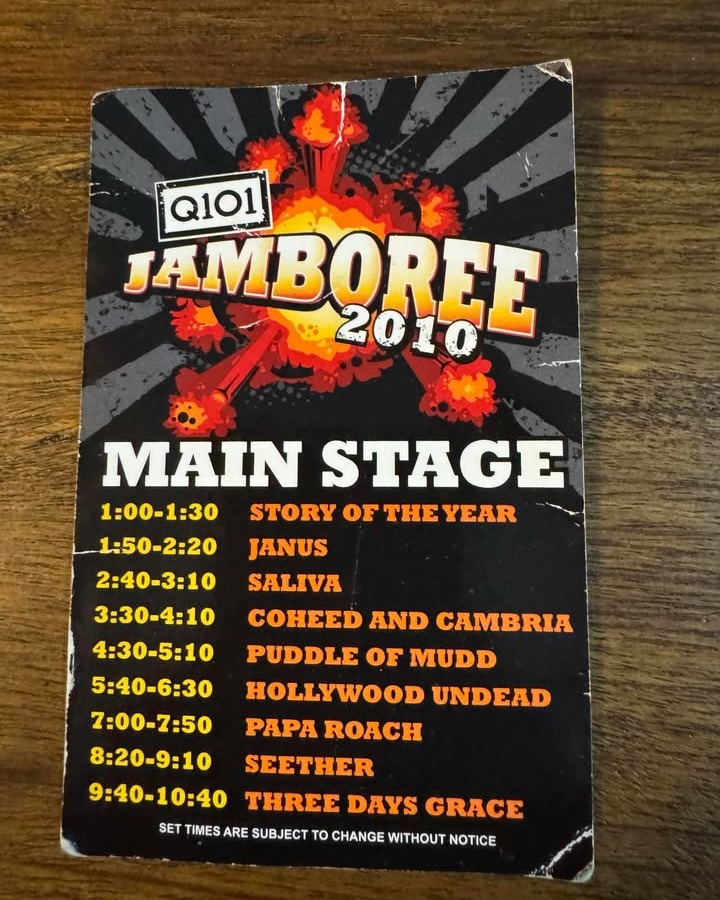 Q101Chicago's tweet photo. What kind of old school Q101 gold do you have? Bianca from LaPorte found this gem in her basement. 15 years ago!! <3 @laurenoneil https://t.co/rWPAfNb3LS