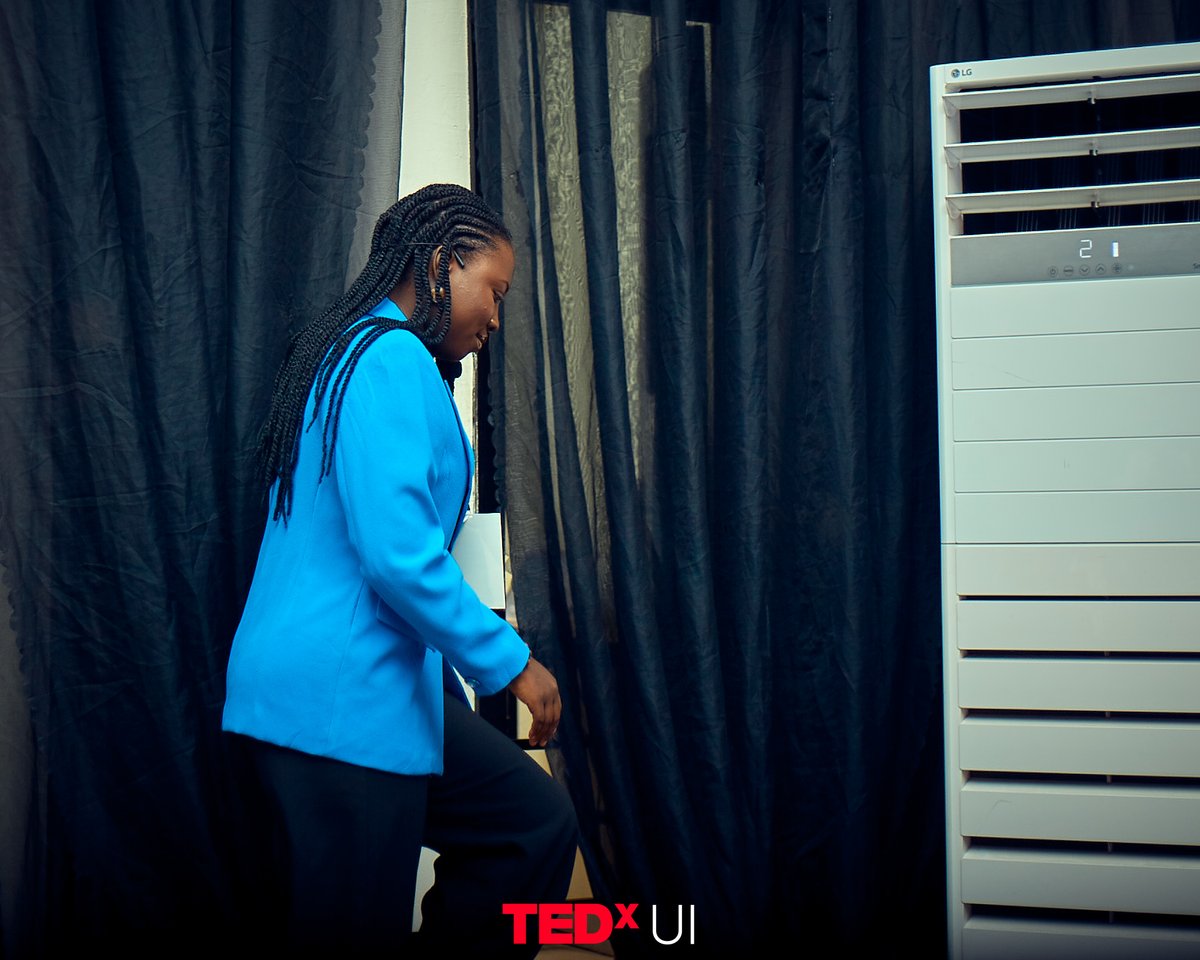 ecoscigen's tweet photo. Our Executive Director took the TED stage for the first time @realtedxui, sharing a powerful idea on reciprocity- caring for the planet as weβd want to be cared for.
What does reciprocity with nature mean to you? π¬ #TEDTalk #ClimateAction #EcoSciGen https://t.co/uhLb3te2MN