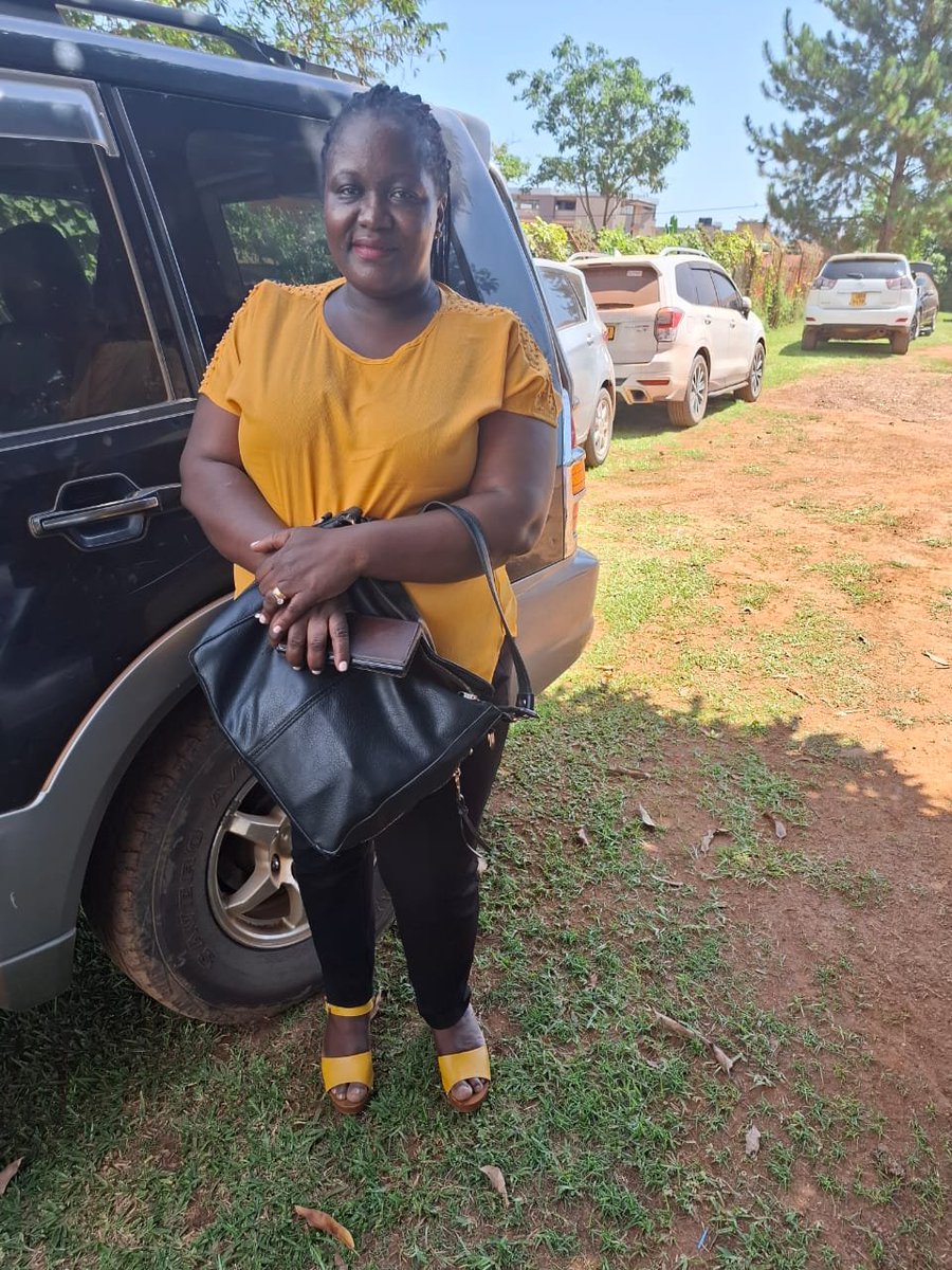 In one of my yellow moods 💛 as alright (Humble) as I can be.