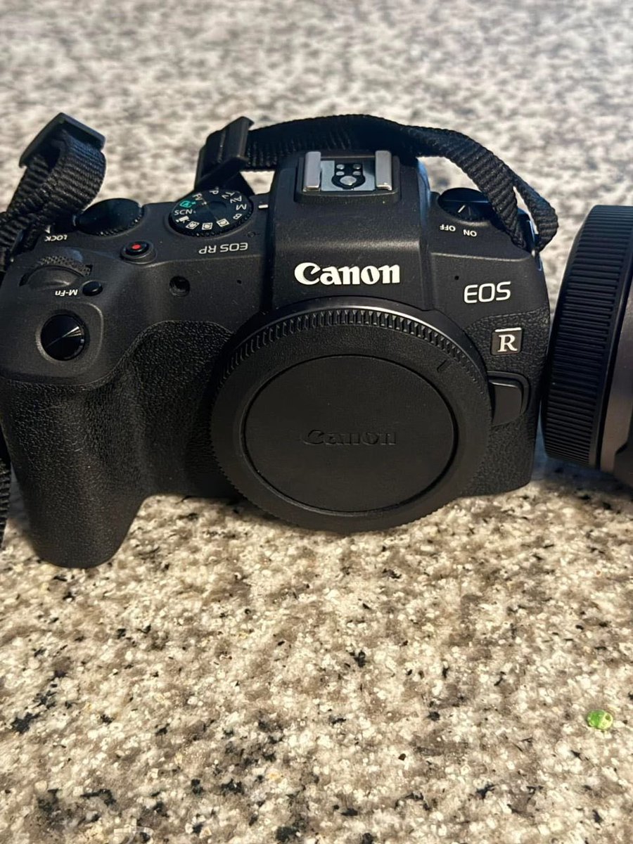 MylerJeff's tweet photo. I'm honored to give away my aunt's cherished Canon Eos R camera, a symbol of her passion for photography. After her courageous battle with colon cancer, I want to keep her memory alive by sharing this gift with an aspiring photographer. https://t.co/CmrK4VYxi5