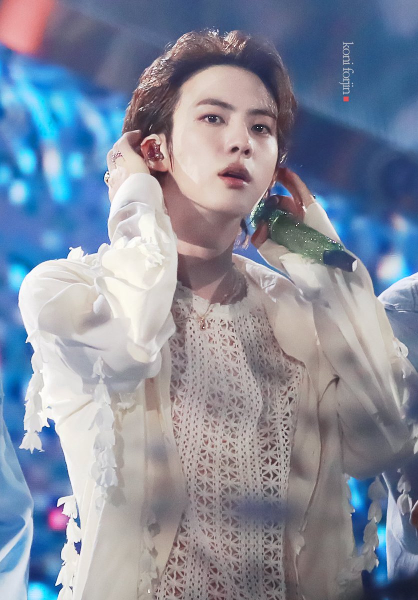 myno1jin's tweet photo. 아무래도 셀프 공주라이팅이
가능한 얼굴을 보유하셨기 때문에 https://t.co/5J116Z1KXB