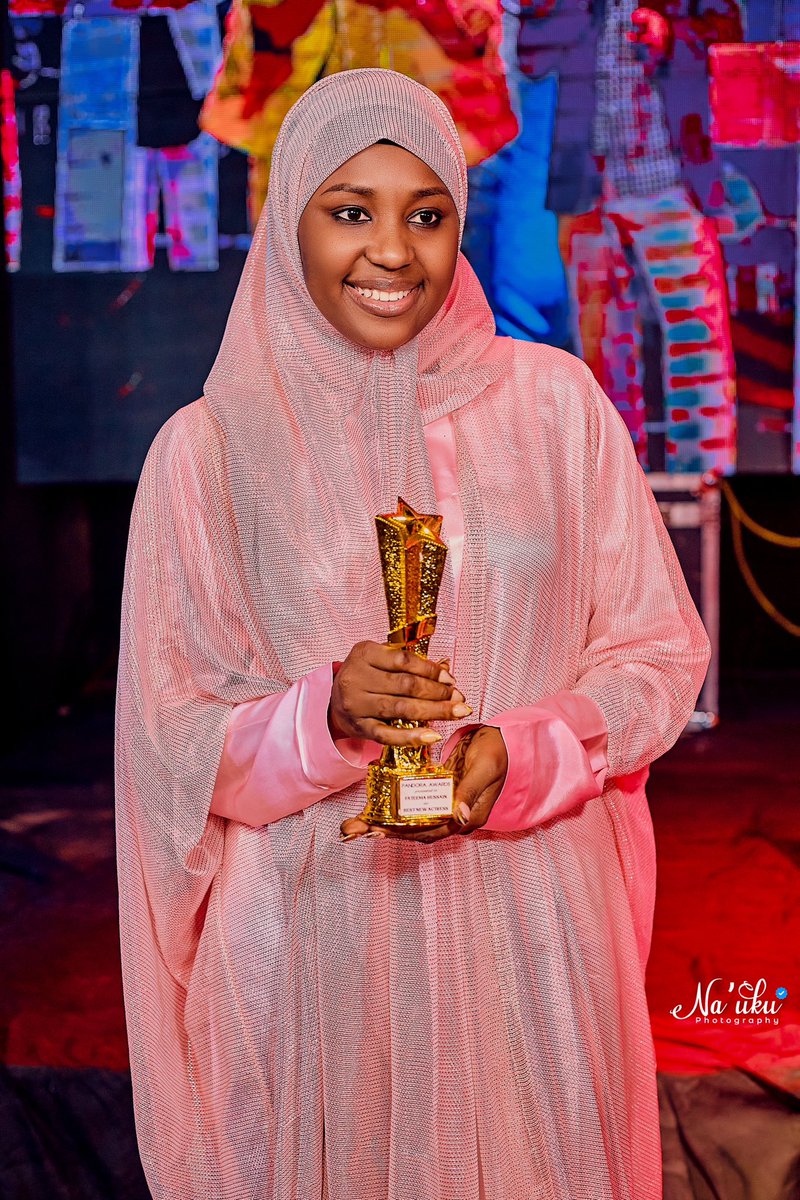 Fateeema_hussai's tweet photo. Alhamdulillah! Alhamdulillah!! Alhamdulillah!! Dedicated to everyone who supported me on this journey, Thank you! https://t.co/drLCWwR4GW