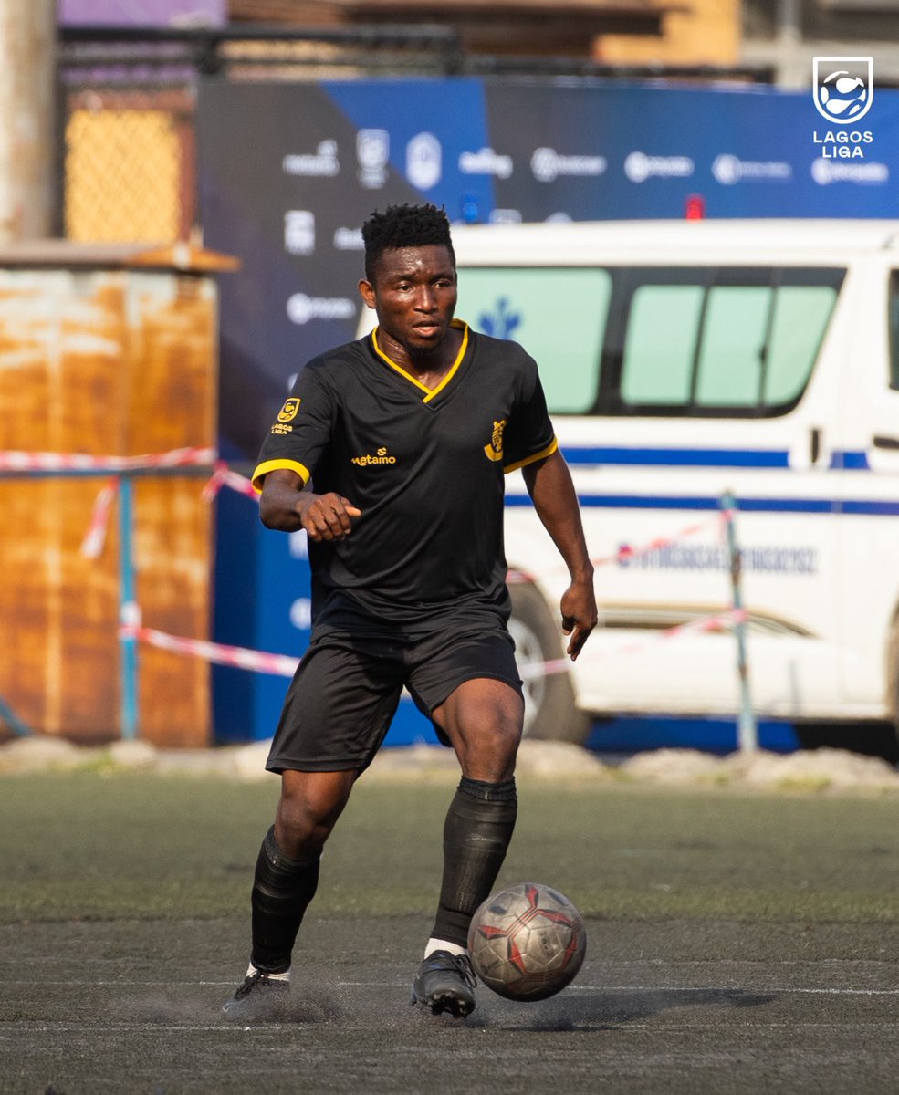 LagosLiga's tweet photo. The brilliant boys of Applebee FC.🤩🐝

https://t.co/uFDfZPZzbR https://t.co/h46ijQWnh1