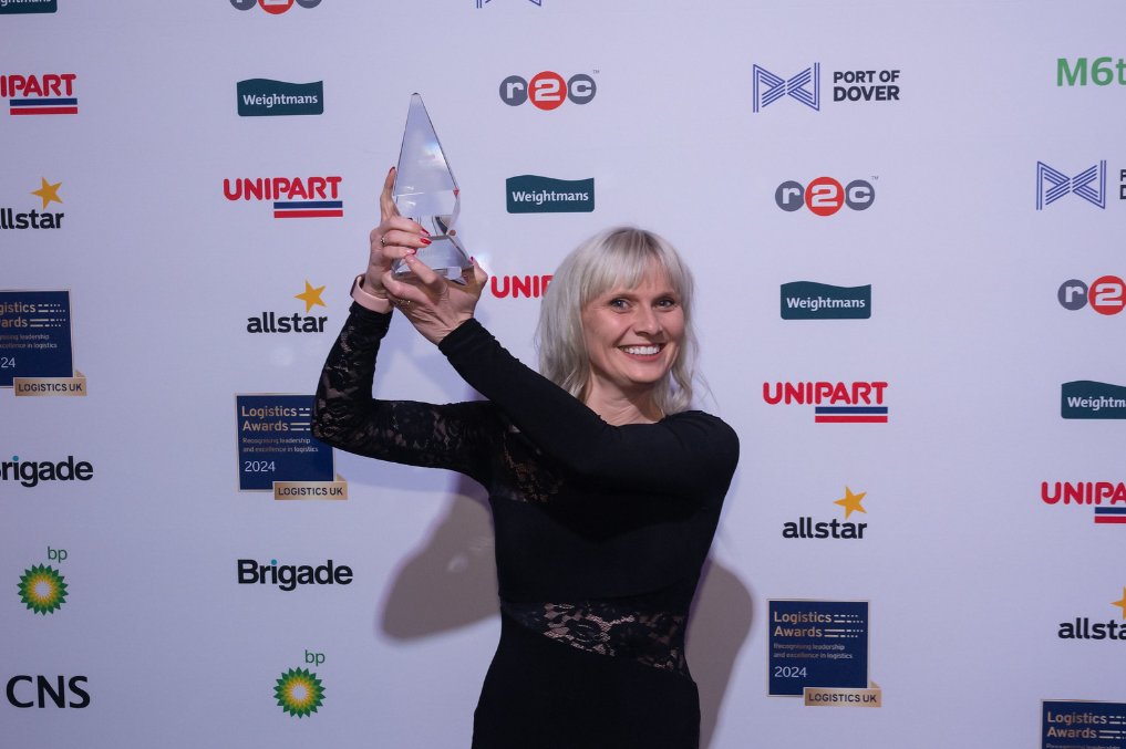 #ThrowbackThursday to the incredible Logistics UK Logistics Awards at the Park Plaza Westminster Bridge. Our very own Charlie proudly accepting the winner's trophy for People Champion of the Year! 🏆

An unforgettable moment celebrating excellence amongst industry peers! ✨