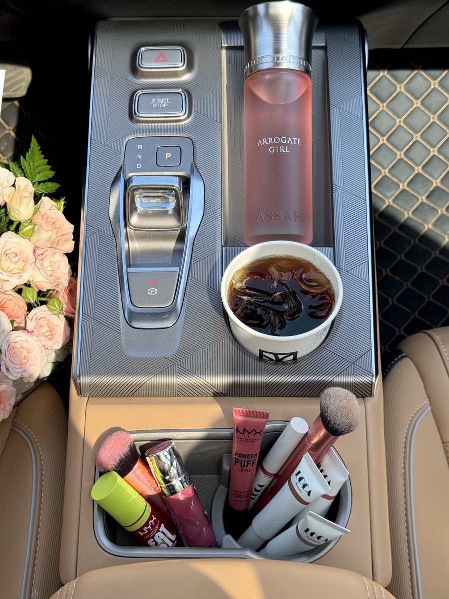 كزان tweet media