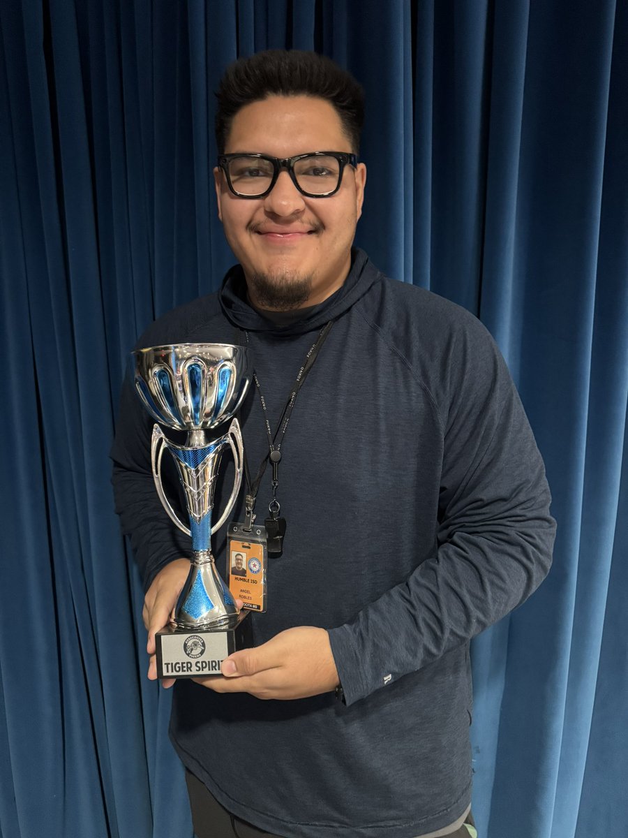 Atascocita Middle School (@humbleisd_ams) on Twitter photo Coach Angel Robles exudes joy each day, and helps our student athletes to be the best both on and off the court/field! As a 1st year teacher, he credits the foundation from his parents, and his educational experience at <a href="/HumbleISD_SCHS/">Summer Creek High</a> for his excellence mindset! #OnwardUpward Coach Angel Robles exudes joy each day, and helps our student athletes to be the best both on and off the court/field! As a 1st year teacher, he credits the foundation from his parents, and his educational experience at <a href="/HumbleISD_SCHS/">Summer Creek High</a> for his excellence mindset! #OnwardUpward