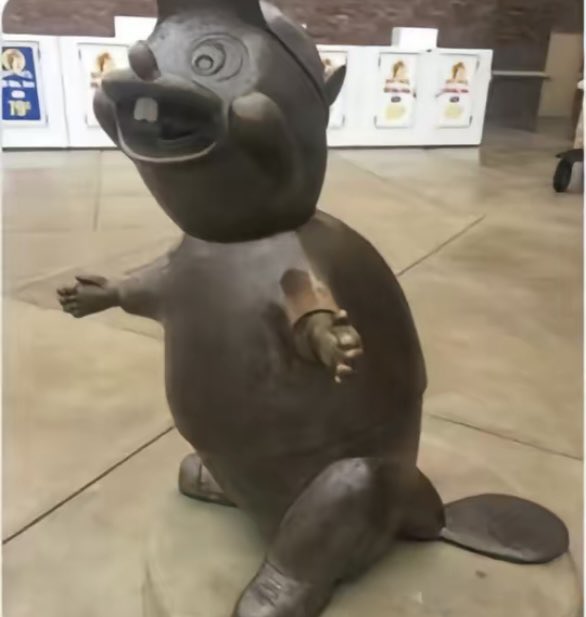 tiny_turtle7483's tweet photo. do you guys think they ever torture people in the bucee statues like a bronze bull https://t.co/LyT7W1DRvW