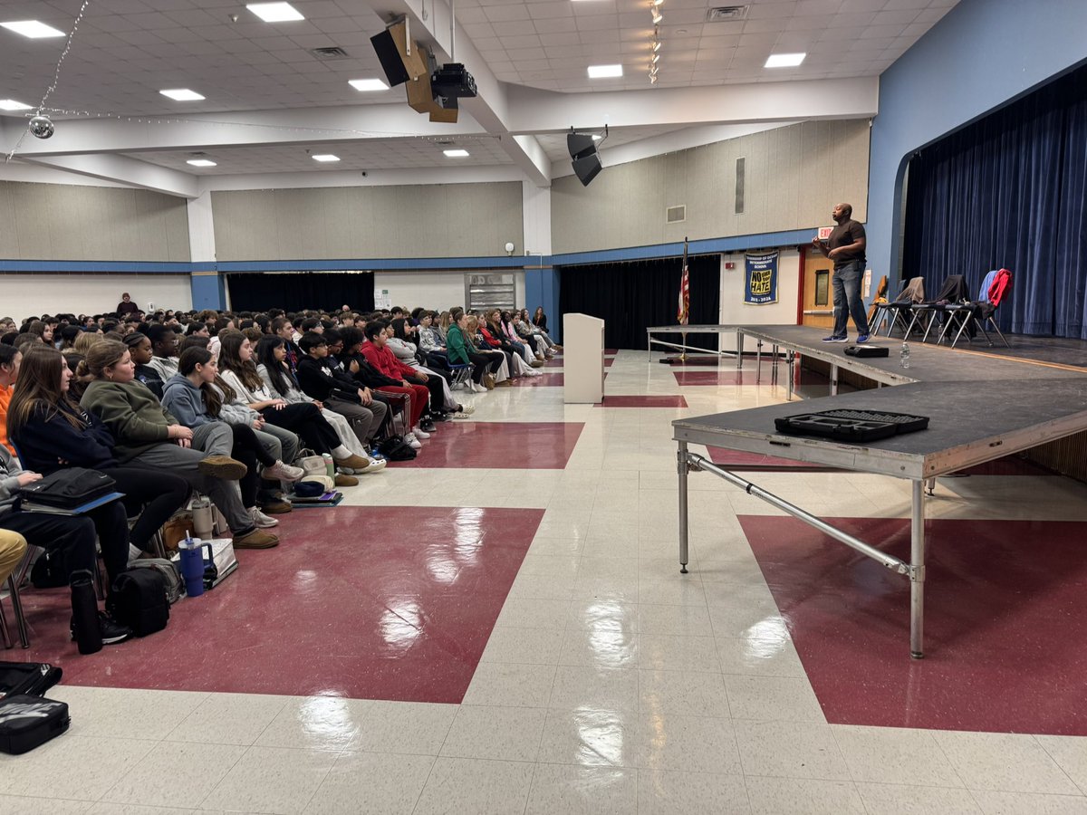 greene_elyssa's tweet photo. It has been an exciting  2 weeks here at TOIS! Last week we had presenter Mykee Fowlin come speak to all grades about important topics in a powerful presentation! We also had compass present the Kindness Quest to our 5th graders this week!!@camatotois #spartanlegacy https://t.co/Iss4Ugl0LG