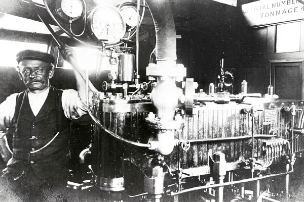 CRTBoating's tweet image. For #ThrowbackThursday we've got a wonderful selection archive photos of #boat #engines and engineers. We hope you enjoy looking at these as much as we did. All so different to a modern boat engine.