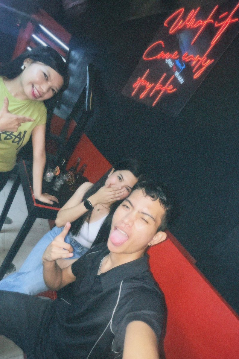 our night hangout with my pookies