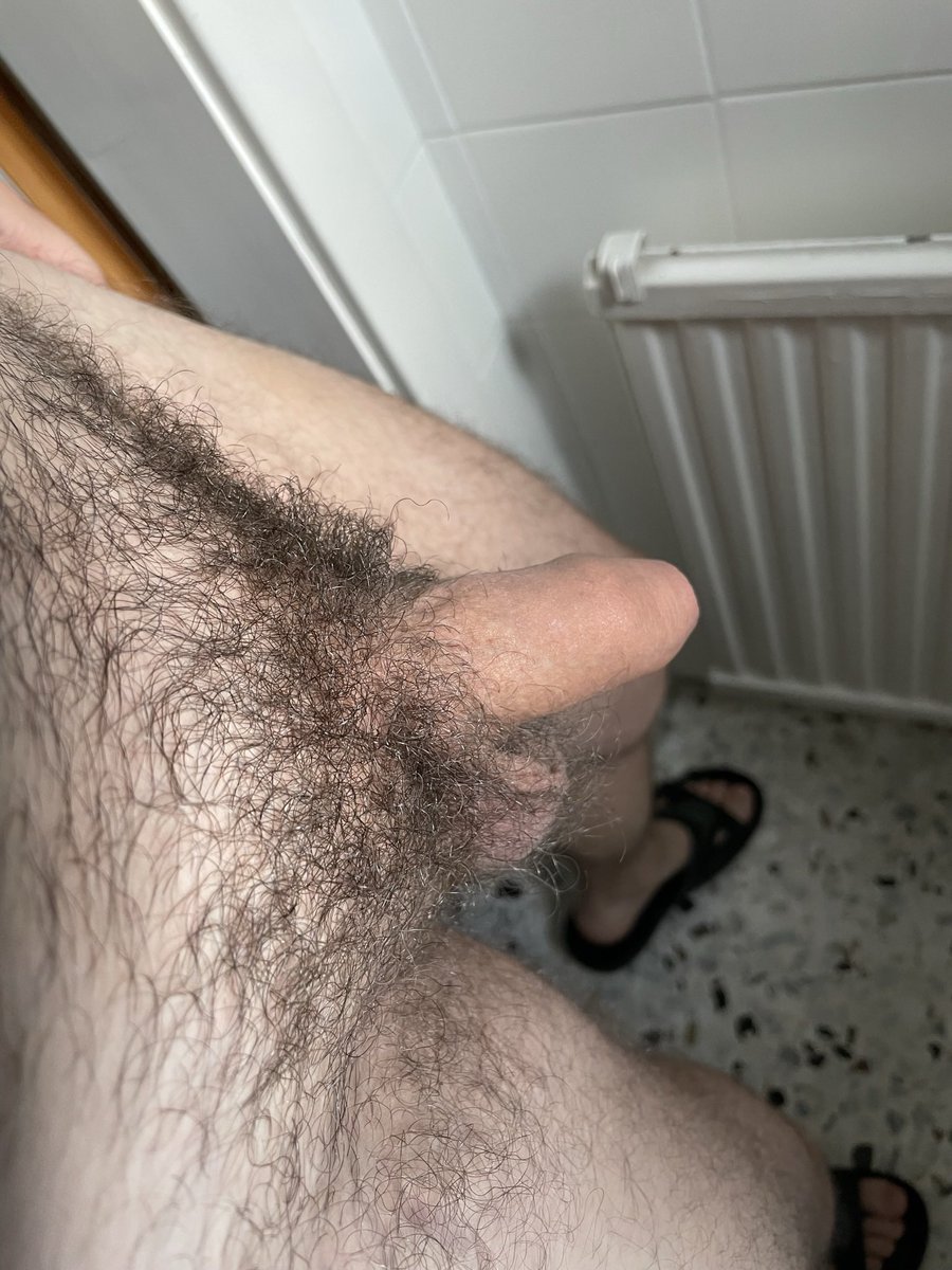 guy92523's tweet photo. Which do you prefer ? Hairy or not ? https://t.co/HxdWcgSXCH