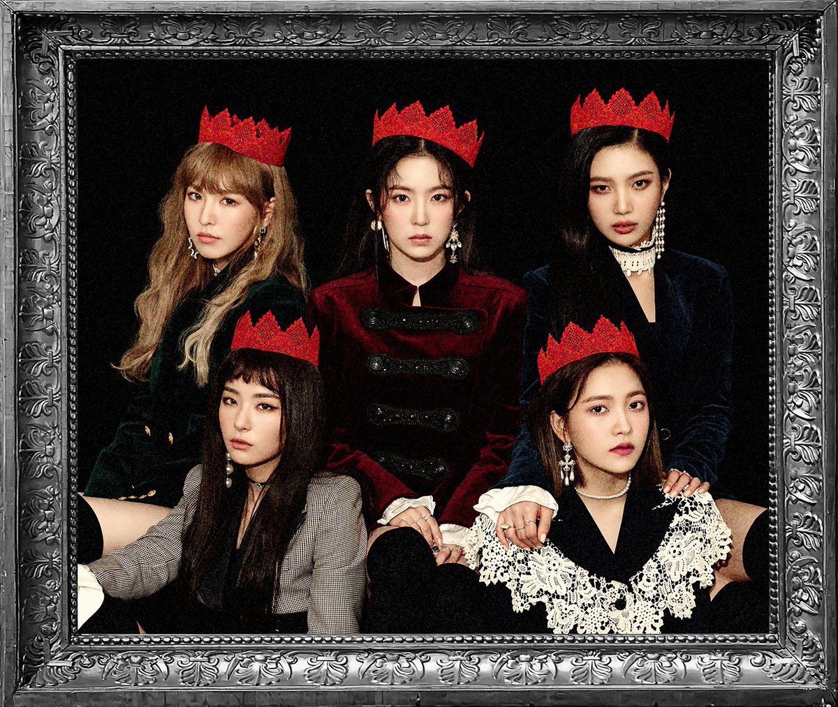 dolceyeri's tweet photo. there’s nothing i love more than red velvet’s family portraits https://t.co/5pGmxvR9kY