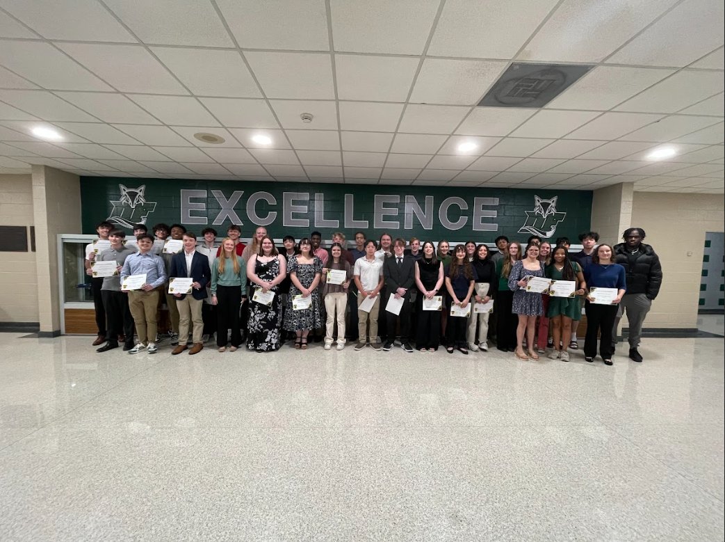dutchforkhigh's tweet photo. We are thrilled to announce that DFHS has inducted its 1st Science National Honor Society class! These outstanding students exemplify academic excellence through their commitment to scholarship, character, and community service.  Let’s give them a big round of applause! 👏 https://t.co/qcYDjui44w