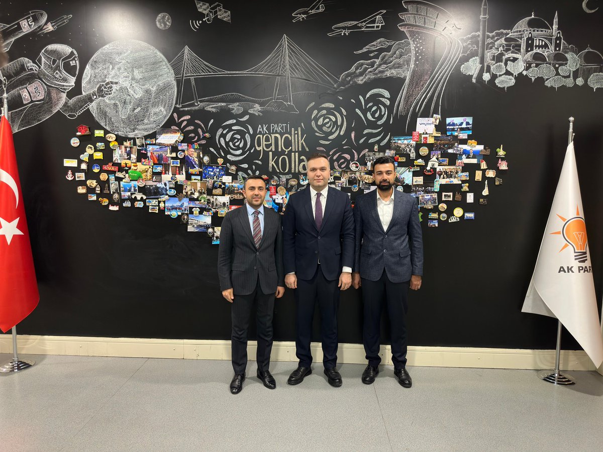 sedatyldrm23's tweet photo. Cumhurbaşkanımız Sayın Recep Tayyip Erdoğan'ın tensipleriyle AK Parti Gençlik Kolları 7. Olağan Kongremzde Genel Merkez Gençlik Kolları Başkan Adayı tevdi edilen Yusuf İbiş Başkanımızı tebrik ediyorum. Sayın Eyyüp Kadir İnan Başkanımıza çalışmalarından dolayı teşekkür ediyorum. https://t.co/L1K6l8a8U5