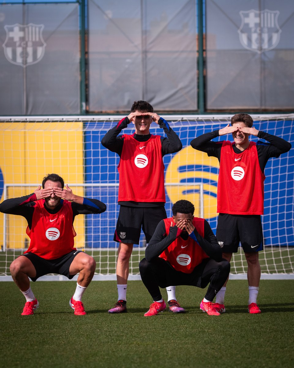 FCBarcelona's tweet photo. It's bright here. https://t.co/5OxObPbNBG