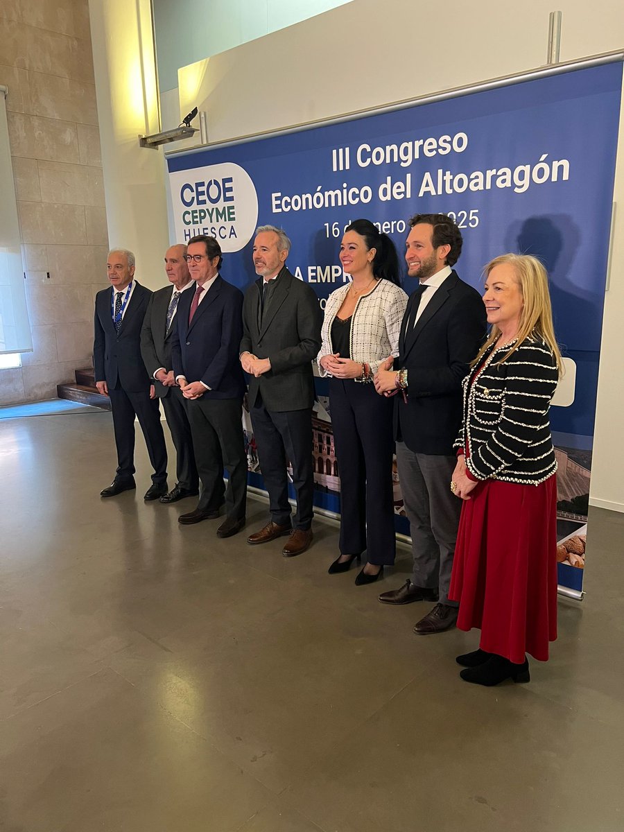 agaramendil's tweet photo. Siempre es un placer constatar el potencia del tejido #empresarial de nuestro país en todos los territorios🇪🇸

Hoy, en Huesca📍, he participado en el 'III Congreso Económico del Alto Aragón' reafirmando que nuestras #empresas son nuestro pulmón y nuestro impulso🚀¡Enhorabuena! https://t.co/mg6wW865bb