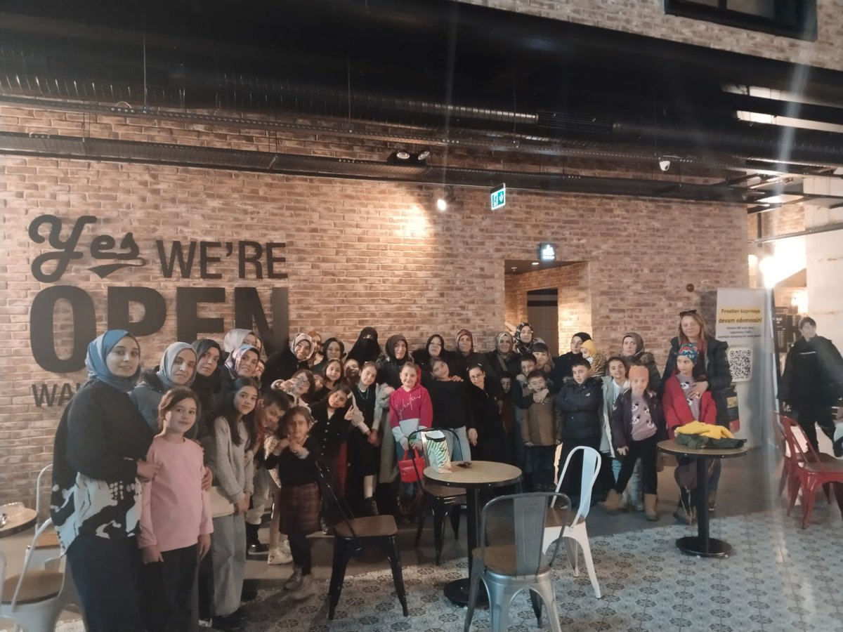 Türkiye Yüzyılı Maarif Modeli
2024-2025 Eğitim Yılı 1. Dönem Sonu Faaliyetleri

🎭 Gençler sahnede,
🎨 Sanat ve kültür buluşuyor,
⚽ Spor ve eğlence bir arada!
#MEBFestival

<a href="/tcmeb/">Millî Eğitim Bakanlığı</a>
<a href="/Yusuf__Tekin/">Yusuf Tekin</a>
<a href="/AGazioglu25/">Abdurrahman GAZİOĞLU</a>
<a href="/TuncayKaldirim/">Tuncay Kaldırım</a>
<a href="/yakupyildiz024/">Yakup YILDIZ</a>