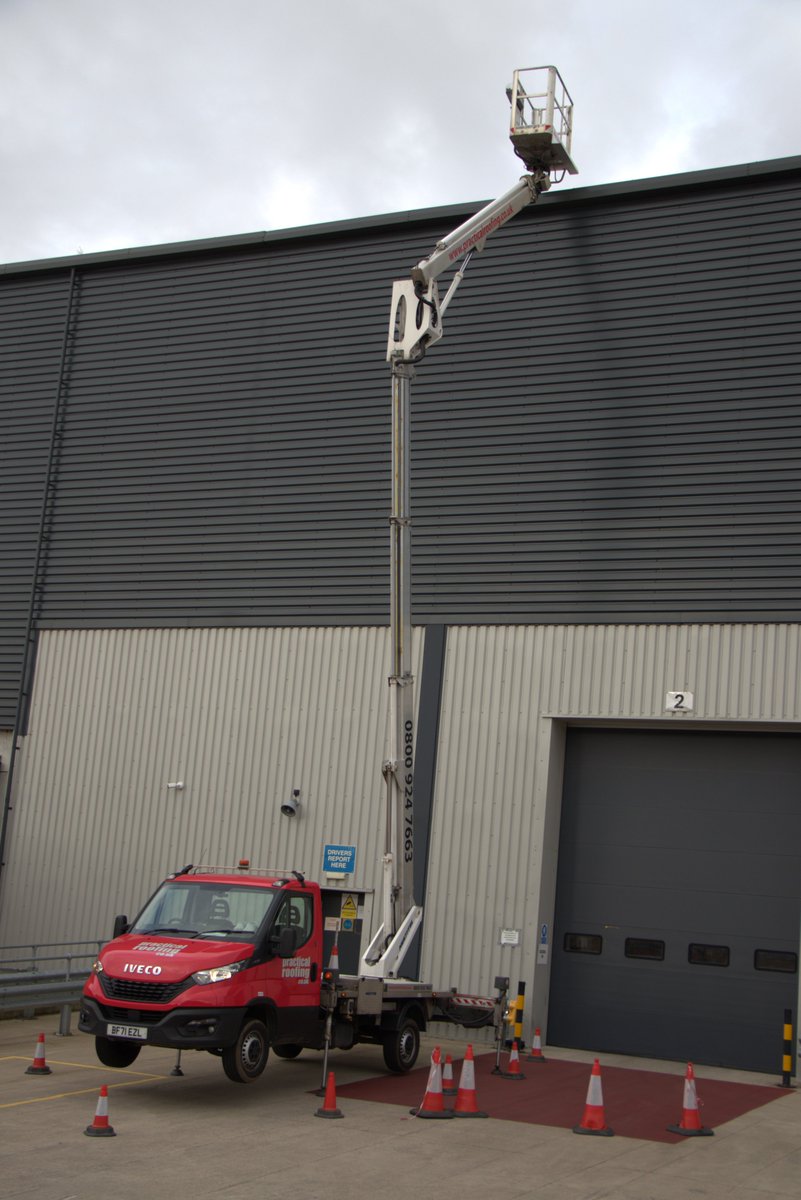 PracticalRoofCo's tweet image. High level urgent roof leak repair work in Wigan. Perfectly done by our professional team. We used our own MEWP so no extra scaffolding cost. While at it, we cleared the gutter. Shiny as new 😃. #CommercialProperty #industrialpremises #roofrepairs #guttercleaning #health&amp;amp;safety