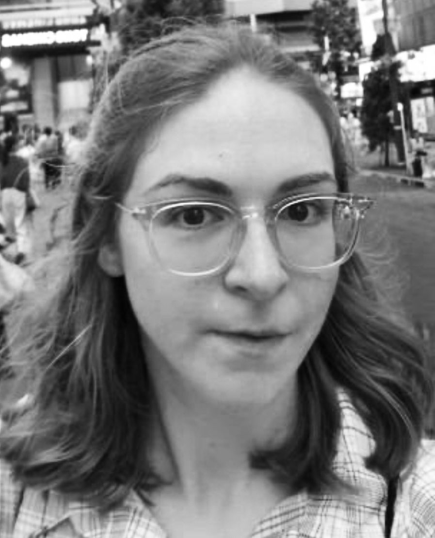 HellFire_TV's tweet image. World, meet Laura, Laura, meet world. We asked the great void for new scripts from new writers, the void answered and Laura is the first - no competitions, gimmicks or bullshit, just great writing #slated #newwriter #scripts #comedy #drama