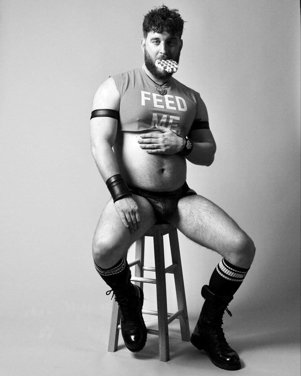 “danbear” (2025)

50mm with Daniel DeLuca

@cadetkelley (on insta)