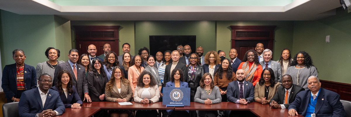 Emerita Torres (she/her) (@emeritatorresny) on Twitter photo I joined <a href="/BPHACaucus/">NYS BPHA Legislative Caucus</a> this week for our first meeting!
Iām committed to taking action on critical issues impacting our Latino, Black & Asian communities. During the meeting, we discussed the tragic death of Robert Brooks at the Marcy Correctional Facility + steps to address it. I joined <a href="/BPHACaucus/">NYS BPHA Legislative Caucus</a> this week for our first meeting!
Iām committed to taking action on critical issues impacting our Latino, Black & Asian communities. During the meeting, we discussed the tragic death of Robert Brooks at the Marcy Correctional Facility + steps to address it.