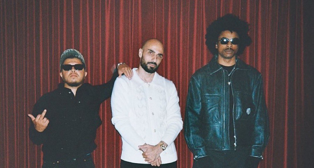 Kulturlesite_'s tweet image. Les sorties de la semaine : 

PROJETS 

▫️Hunter
▫️ISS
▫️Ino Casablanca
▫️Sherifflazone 
▫️Leo SVR 
▫️Mac Miller 
▫️Le U

SONS

▫️2Mètres
▫️Alonzo ft. Gims
▫️Franglish
▫️Tarik Azzouz x Hamza x La fève 
▫️1PLIKÉ140
▫️MHD
▫️Tk
▫️BAG Jeune B
▫️GUTTI
▫️Lucho
▫️El'nour
▫️THABITI…