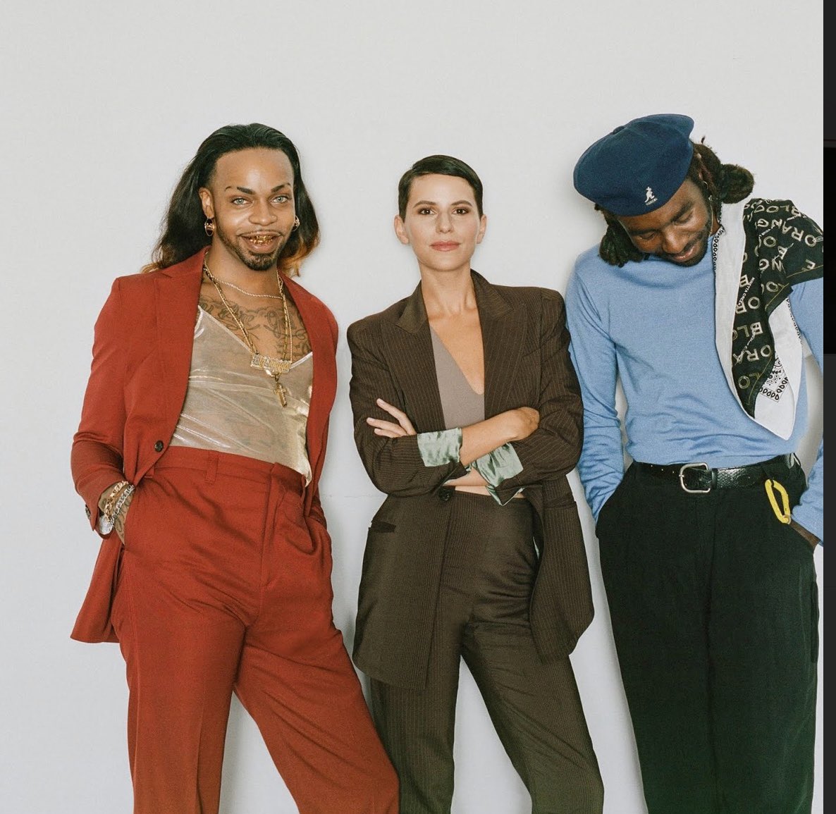 FanHynes's tweet photo. FanHynes Vault…🩸🍊…🧪🥶…💡🚆🏆 Vintage Blood Orange and Friends…#BloodOrange #DevHynes #DevonteHynes #FanHynes #FanPage #Dataset https://t.co/XrFbhoN3Jn