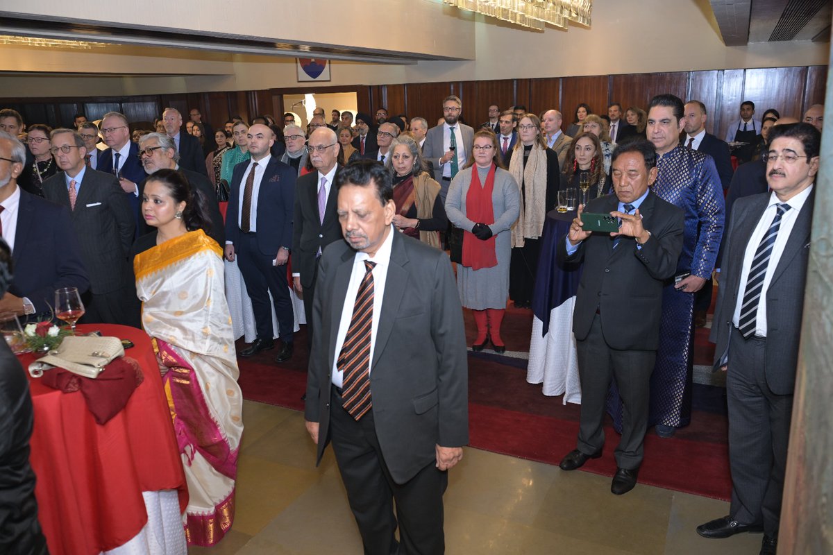 RobertMaxian's tweet photo. Embassy organized on 14 January #statereception on the occasion of the 32nd anniversary of the #establishment of #Slovakia. #Chiefguest @Tanmaya_Lal Secretary (West) appreciated the strenthening of 🇮🇳🇸🇰 relations and people to people contacts. https://t.co/A6gxkyONsP
