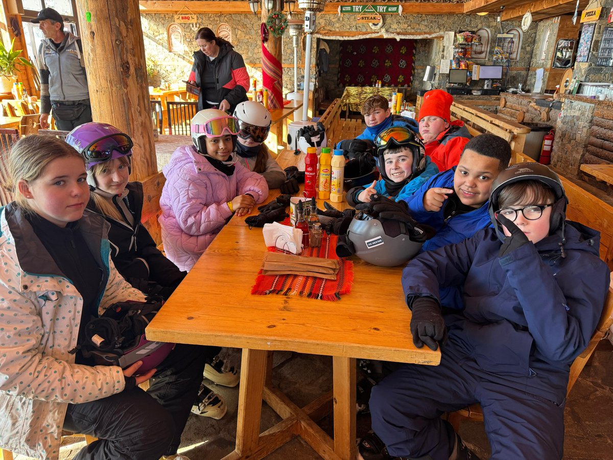 Scienceoic's tweet photo. Hard earned lunch https://t.co/3fb0RpAobw