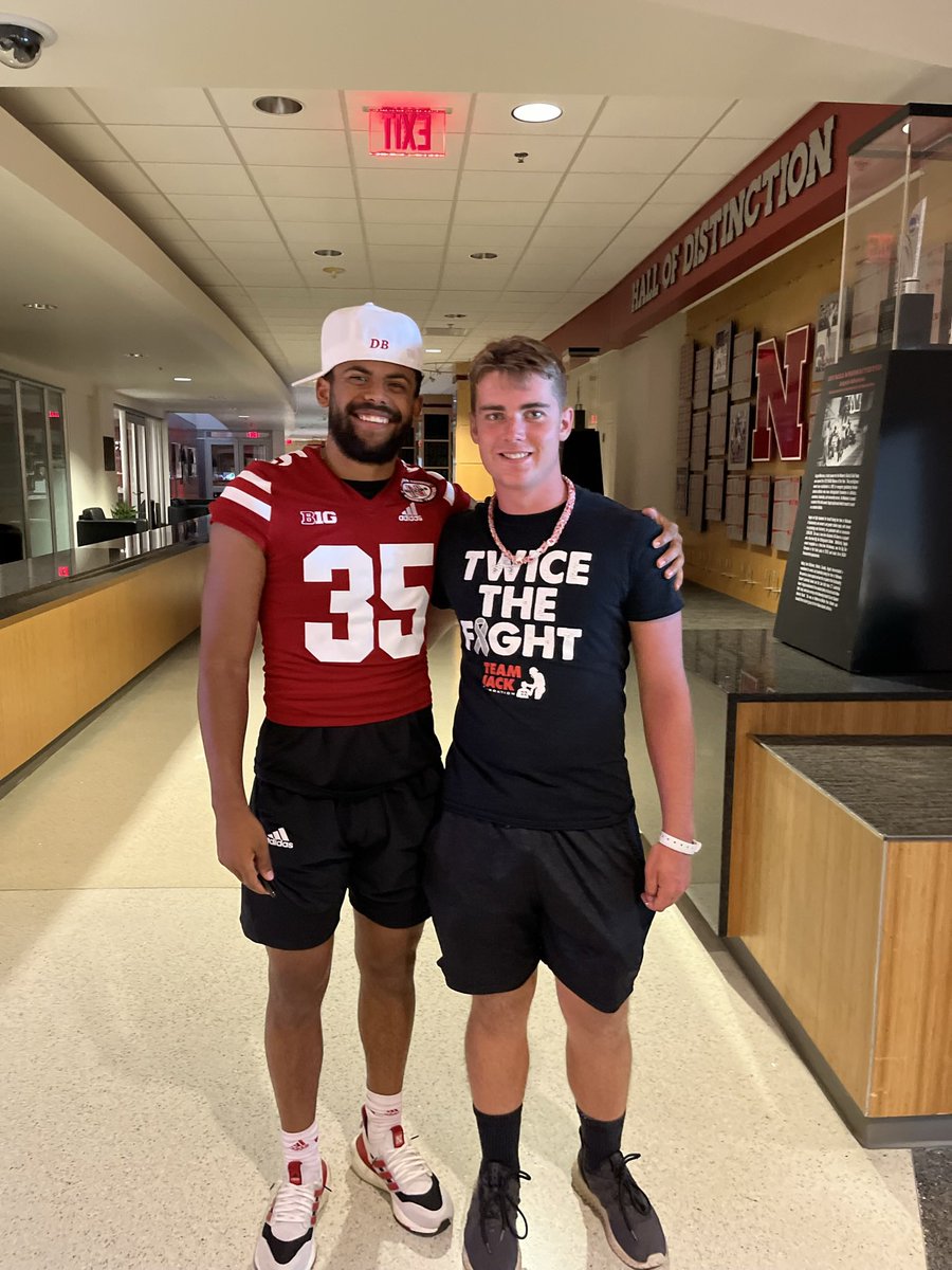 derek branch tweet media