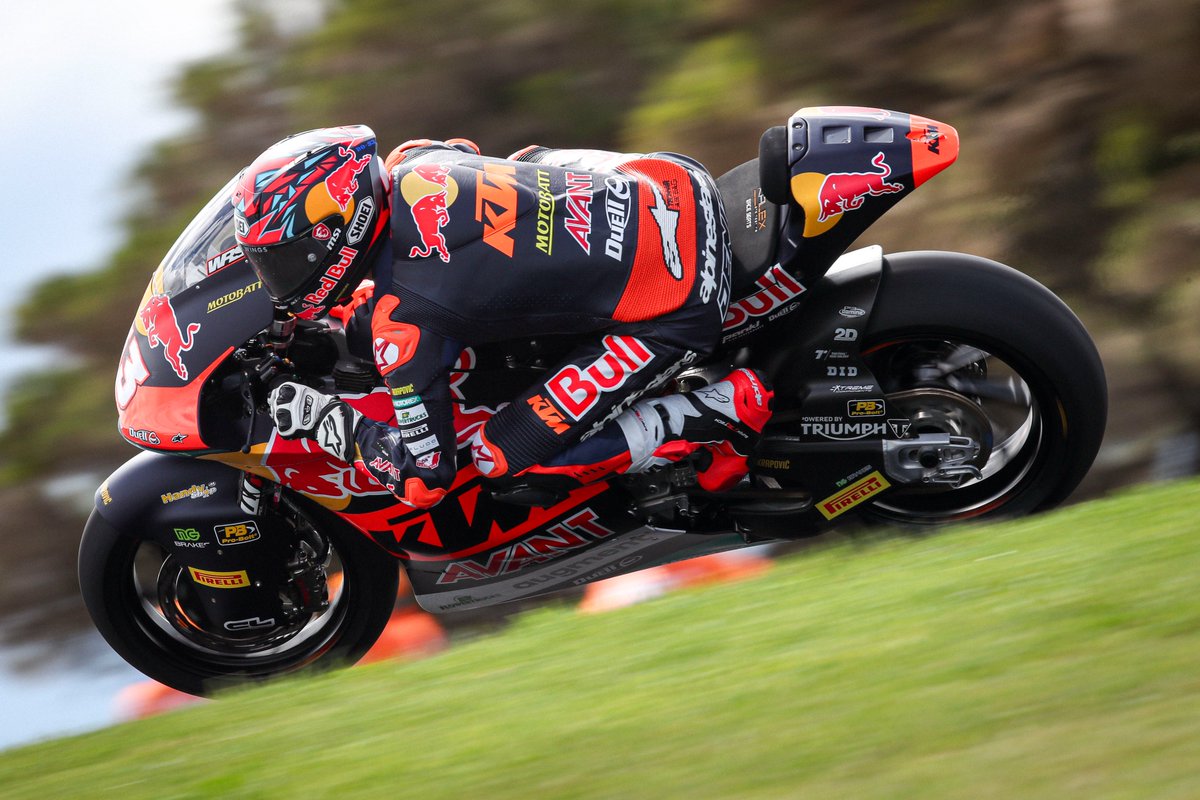 RedBull_KTM_Ajo's tweet image. #BestOf2024 🏁Chapter 9 🇦🇺🇹🇭

The rain was another companion at Phillip Island. Unfortunately we had Cele's absence again but he came back stronger than ever!

| #AustralianGP | #ThaiGP | #ThowbackThursday | #GivesYouWings | #ReadyToRace | @motogp  | #AjoMotorsport | #AjoFamily |