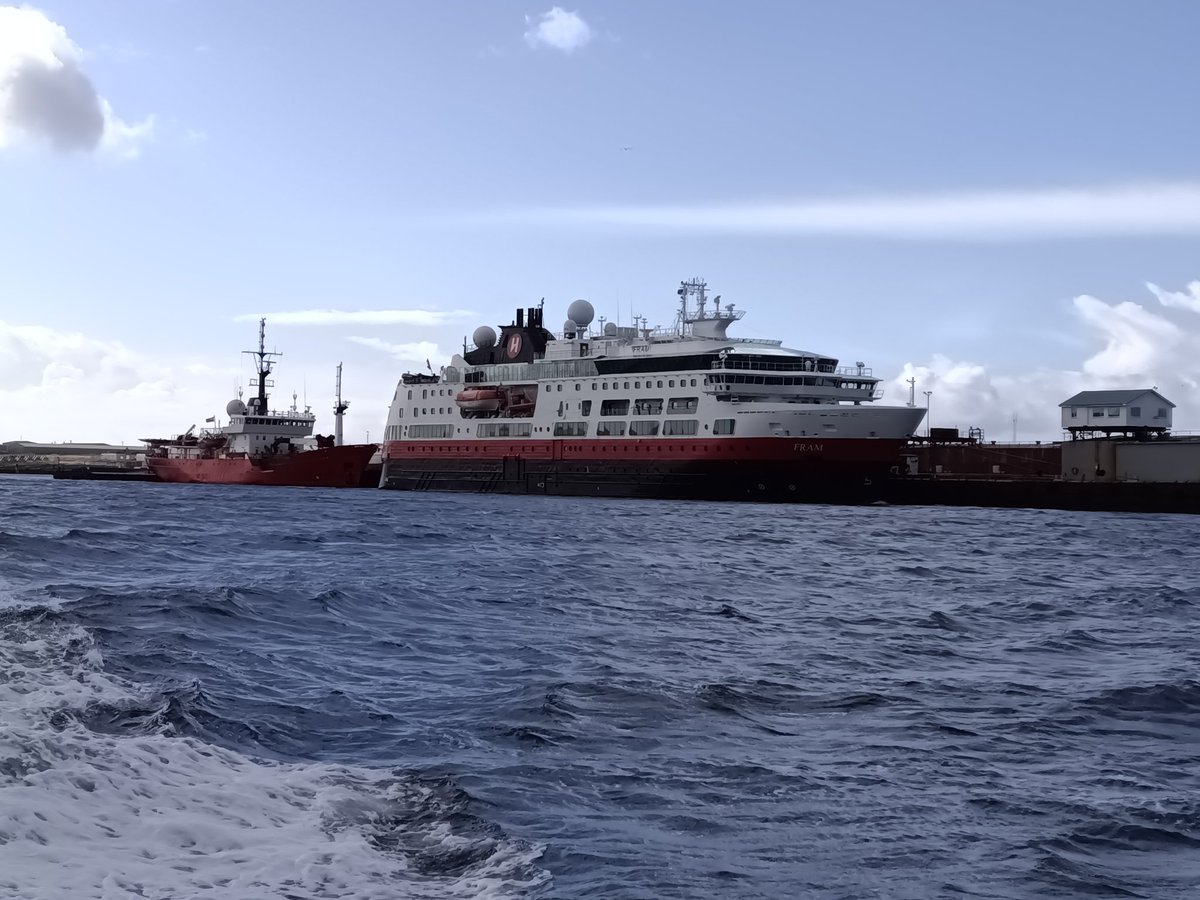 Busy day today in Stanley Harbour today with the first Jiggers arriving. 🇫🇰