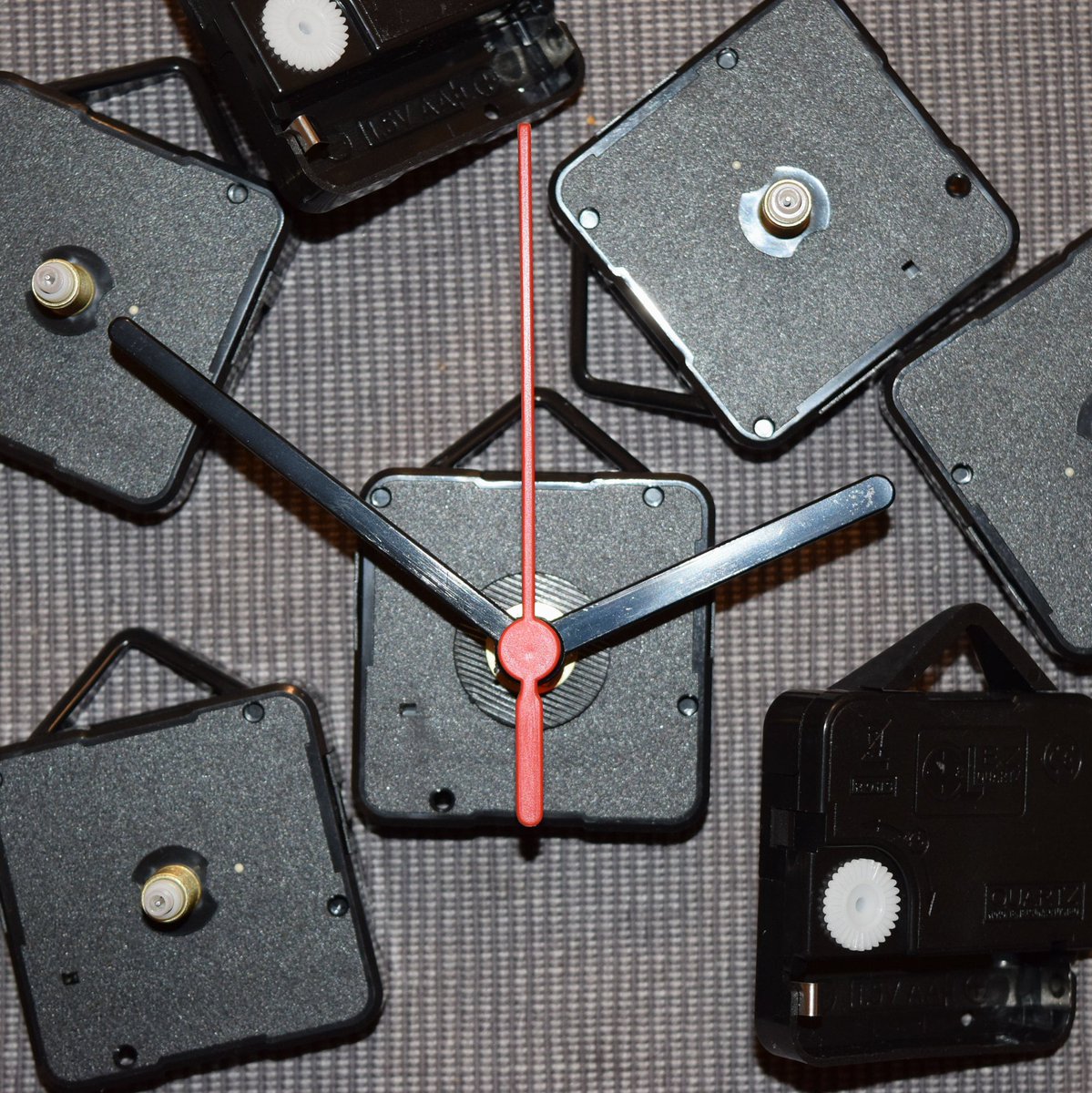 gtlaserltd's tweet image. Smart Buys! Quartz Clock Mechanism Complete With Fixing Kit, Clock Movement, Make your own clock starting from £4.39 at laservinylarts.etsy.com/listing/768325… See more. 🤓 #ClockMovement #EzQuartz