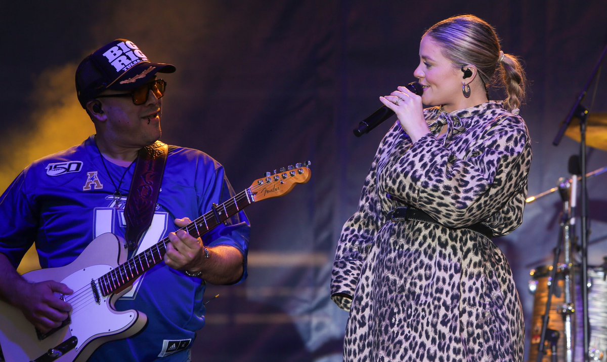 ACTProductions's tweet image. This past week, we had the honor of producing the #OrangeBowl2025 #FanFest and #HalftimeShow for the SemiFinal Championship Game! 
it was an incredible event! 
Thank you to everyone who made it possible. 🏈🎉 
 #actproductions #notredame #pennstate #natesmith #laurenalaina