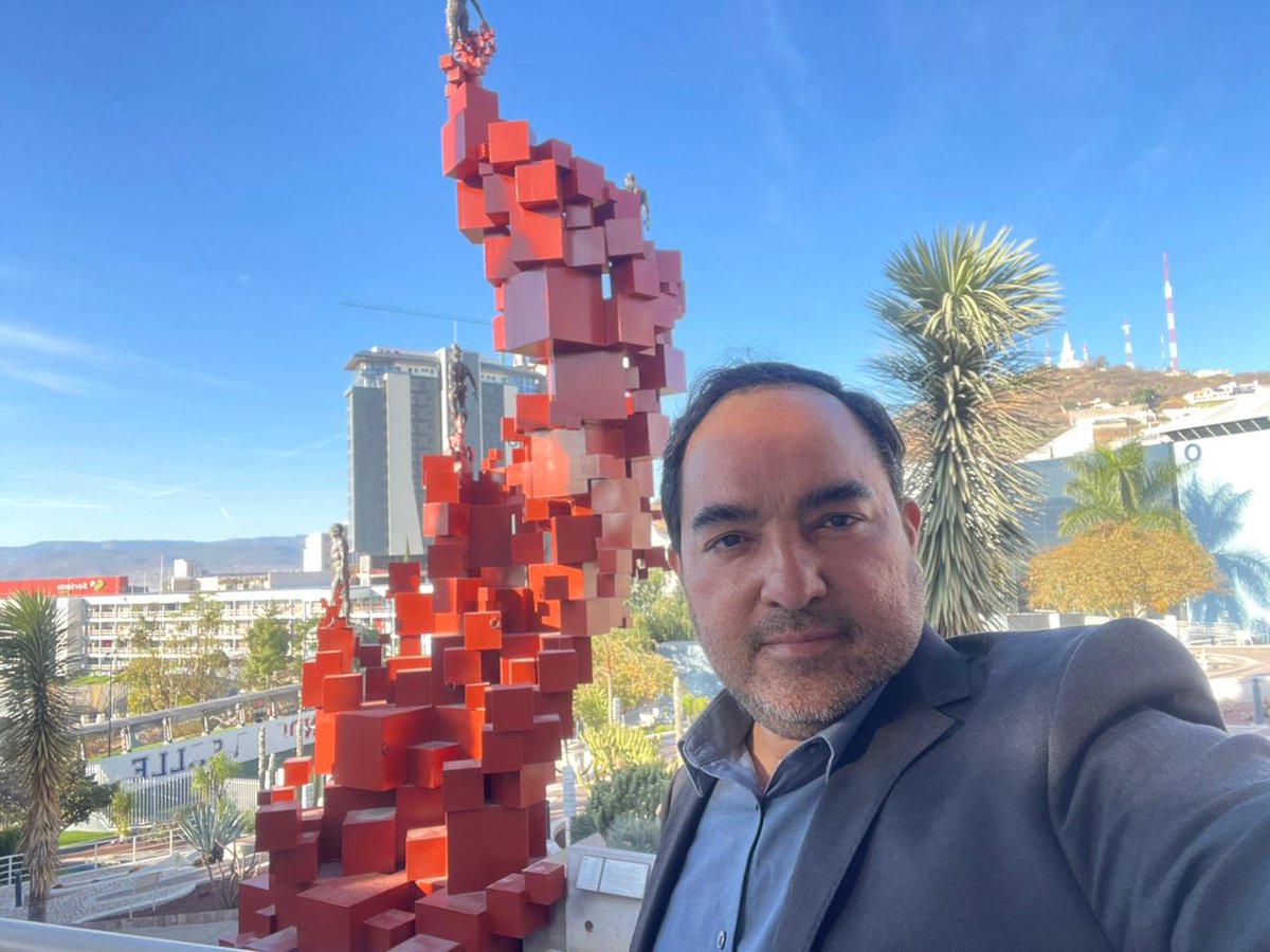 Avazelor's tweet photo. Muy feliz de estar realizando, en la Universidad La Salle en León Guanajuato, el curso taller de Evaluación de impacto e Incidencia Social de Proyectos Tecnológicos con la MML https://t.co/JqutYkmFUg