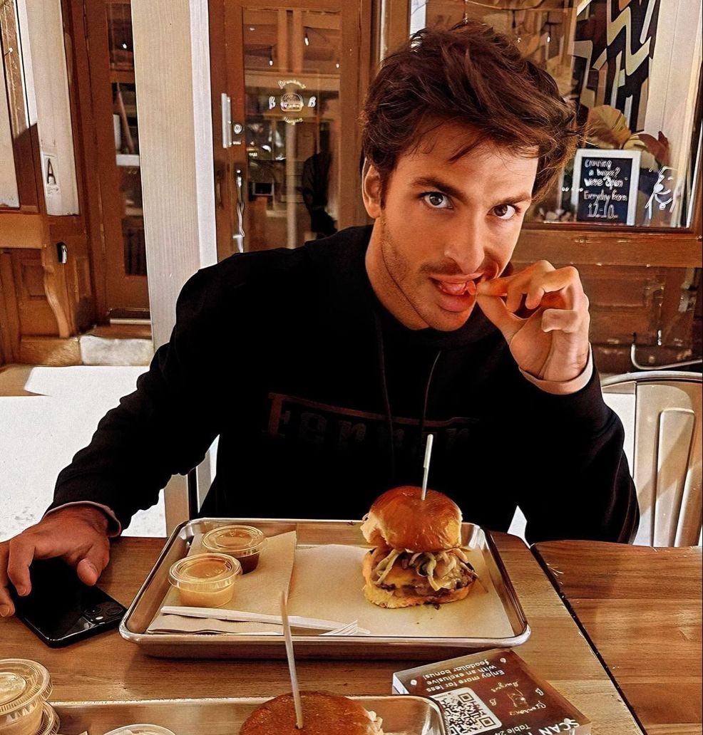 sainzfiles's tweet photo. oh to be on a date with carlos sainz https://t.co/RQr8jr95Ml