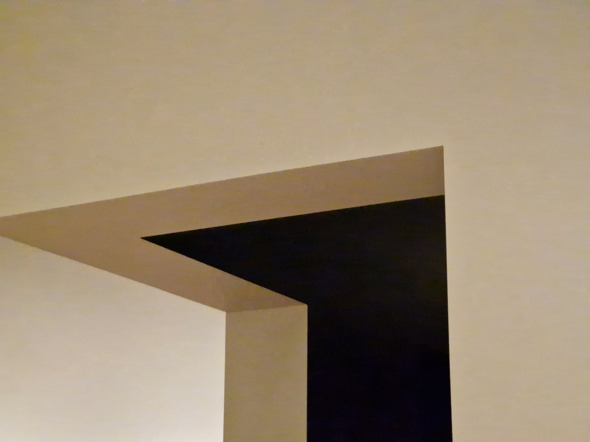 I'm a sucker for sharp lines