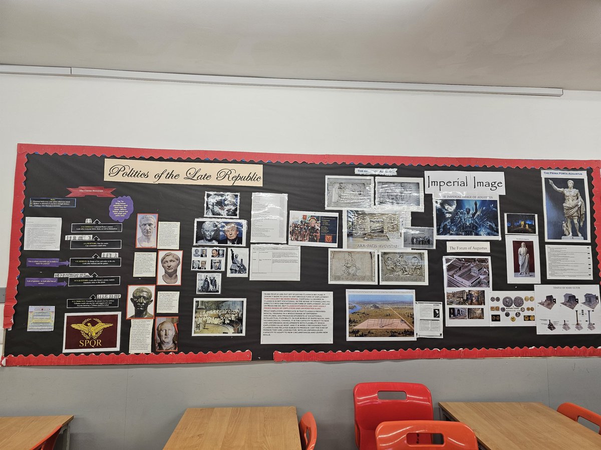 PaulFound17's tweet photo. Selling Classics to the masses #6thFormOpenEvening https://t.co/17gChfp8nz