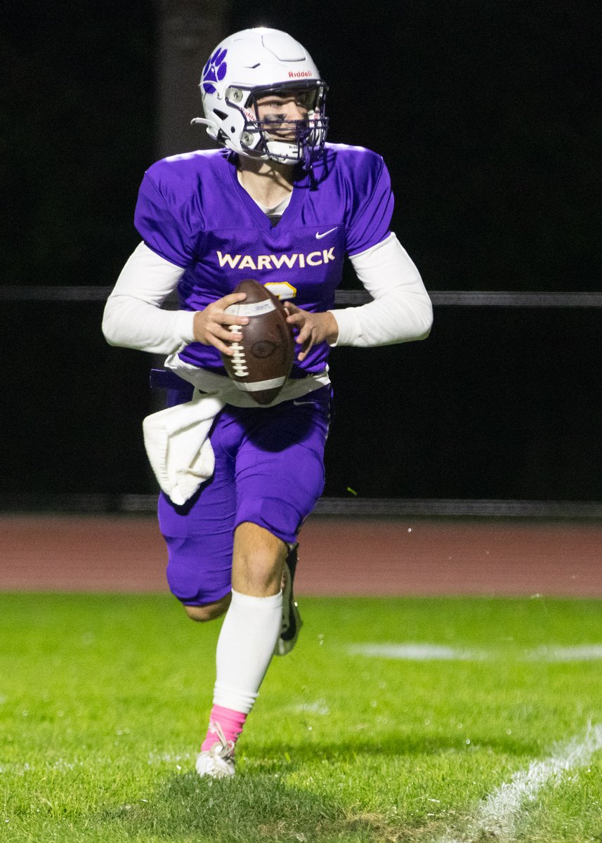 WARWICK_WILDCAT's tweet photo. Brody Frederick selected to NYS Sports Writers Association Class A All State Football First Team.  Frederick QBed the Wildcats to an 8 - 2 mark passing for 2572 yards and 27 TD passes. Receivers Dylan Sullivan, Ryan Sullivan and DB Luca Siebert earn All State Honors. https://t.co/VcuX9WCdlE