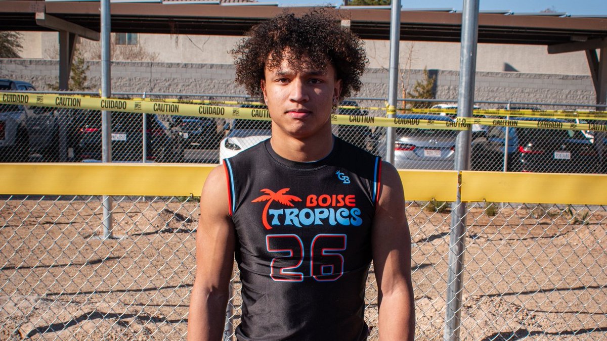 Six Star Football | PLUS+ (@sixstarfootball) on Twitter photo EVENT COVERAGE | Emerging ‘27 offensive prospects who made noise at Pylon Las Vegas
Here, we take a look at several of the events rising 2027 offensive prospects in the 18U bracket at Pylon Las Vegas.
STORY▶️🔗sixstarfootball.com/article/event-…
<a href="/OakJBaxter/">Oakley “JUICE” Baxter</a> <a href="/buddha_booker/">John “Buddha” Booker Jr</a> <a href="/jahmi_sleep/">Jahmi”Sleep”Harrison-Bismillah</a> EVENT COVERAGE | Emerging ‘27 offensive prospects who made noise at Pylon Las Vegas
Here, we take a look at several of the events rising 2027 offensive prospects in the 18U bracket at Pylon Las Vegas.
STORY▶️🔗sixstarfootball.com/article/event-…
<a href="/OakJBaxter/">Oakley “JUICE” Baxter</a> <a href="/buddha_booker/">John “Buddha” Booker Jr</a> <a href="/jahmi_sleep/">Jahmi”Sleep”Harrison-Bismillah</a>