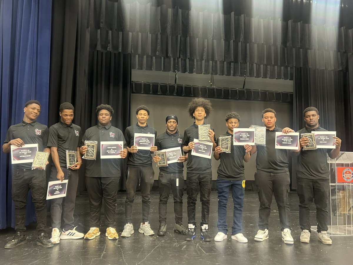 Maplewood Football (@maplewoodfb) on Twitter photo Congratulations to our incredible players for making the All-Region Team! Your hard work and dedication have truly paid off. As we wrap up the 2024-2025 football season, we’re proud of all the memories made and the growth shown.
Thank you <a href="/LCWolvesFball/">Liberty Creek Wolves Football</a> for hosting! Congratulations to our incredible players for making the All-Region Team! Your hard work and dedication have truly paid off. As we wrap up the 2024-2025 football season, we’re proud of all the memories made and the growth shown.
Thank you <a href="/LCWolvesFball/">Liberty Creek Wolves Football</a> for hosting!