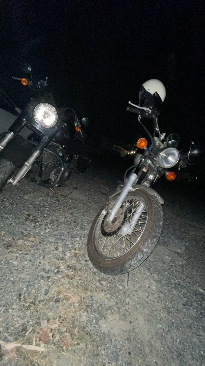 yu02ki08's tweet photo. バイク垢作ったので！

名前 : ゆう
性別 : 男
年齢 : 19
住み : 福岡県
車種 : Harley-Davidson
バイク歴 : 免許取って半年くらい
好きな事＆趣味 : カラオケ、ダーツ、ボウリング、ゲーム
一言 : 友達欲しいので気になったらフォローしてください！フォロー返します！
 #バイク乗りと繋がりたい https://t.co/cM07VPqUd8